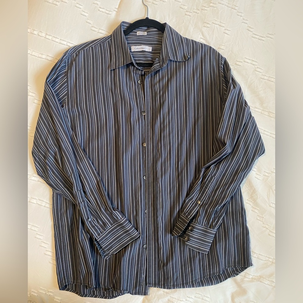 Long sleeve dress shirt